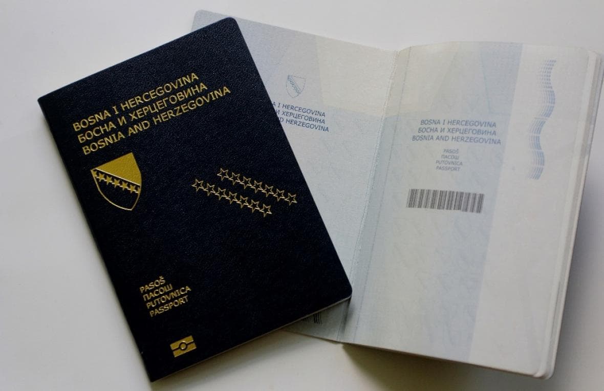 Bosnian Passports for Sale on the Dark Web: Cybersecurity Expert Warns of Data Breach